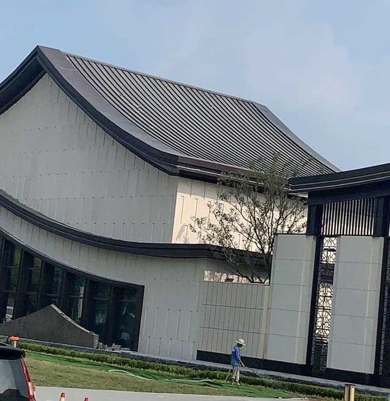 青浦金属屋面板的常见类型有哪些？